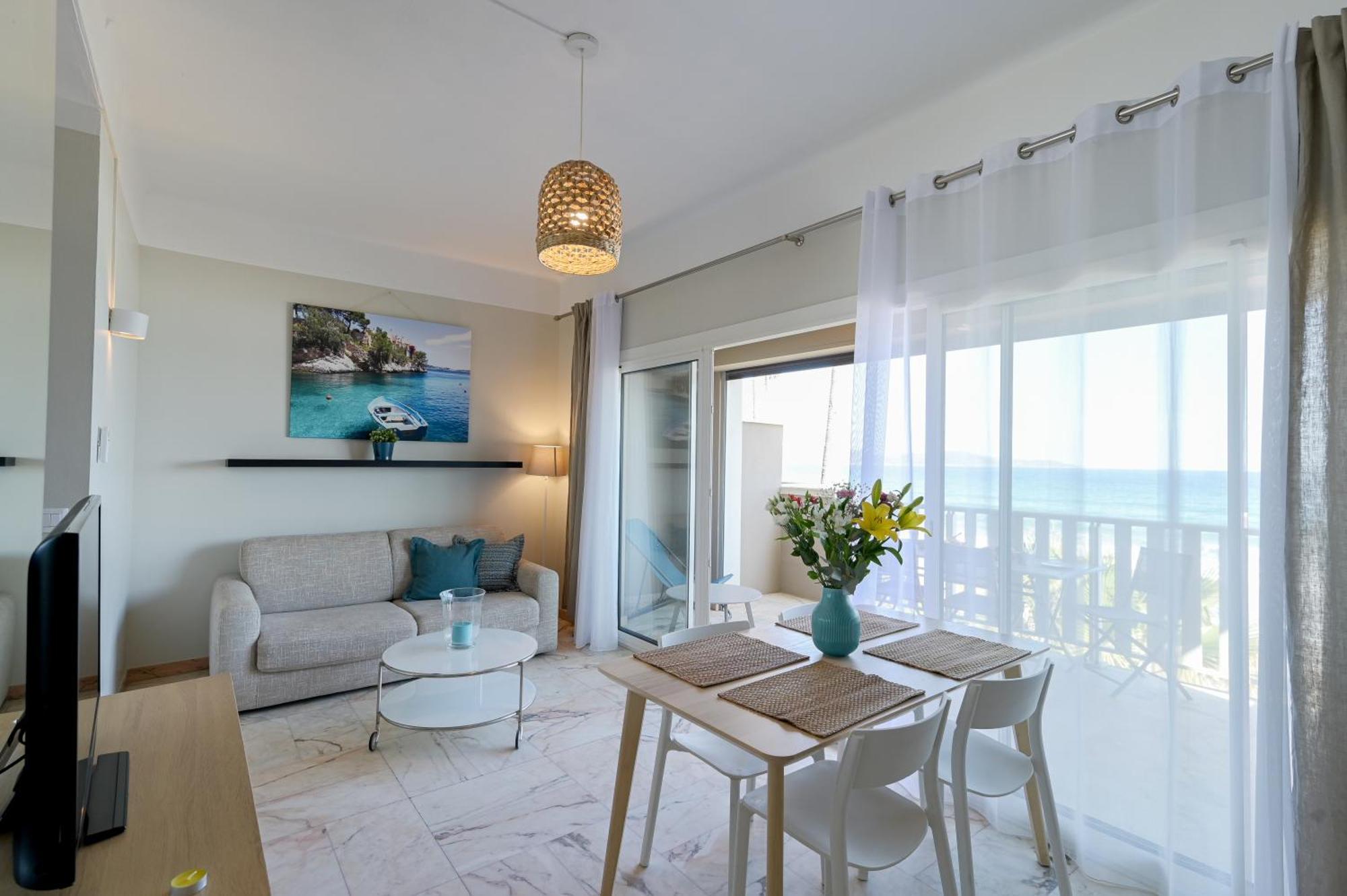 Residence La Menado Кавалер-сюр-Мер Экстерьер фото